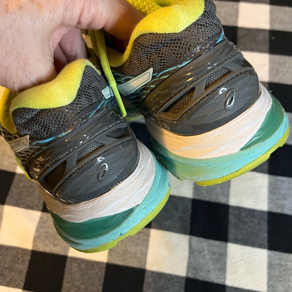 Asics GEL-Nimbus 18 Running Sneaker, Size 6.5 - Picture 7 of 7